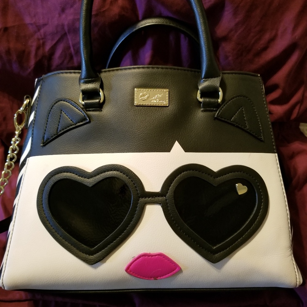 Betsey Johnson Fashionista Kitty